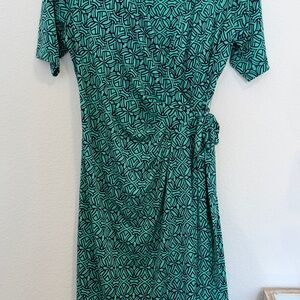 Motherhood Maternity Teal Geometric Wrap Dress